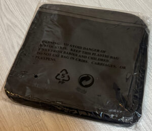 今回の1inとして購入したクローゼット吊り下げ収納（未開封）